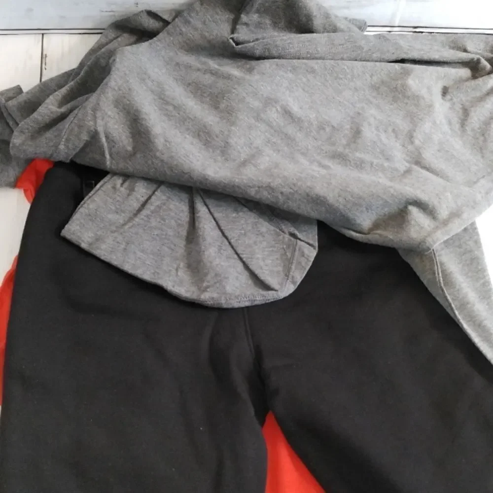 Boy's 3 Piece Puma Pants Shirt Active Wear Set Size XS 5/6 - Picture 7 of 7